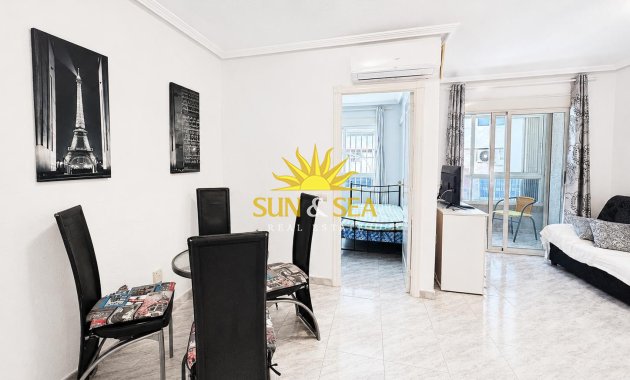 Resale - Apartment - Torrevieja - torrevieja