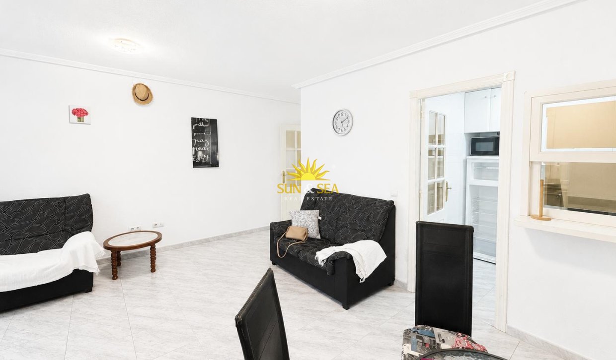 Resale - Apartment - Torrevieja - torrevieja
