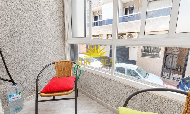 Resale - Apartment - Torrevieja - torrevieja