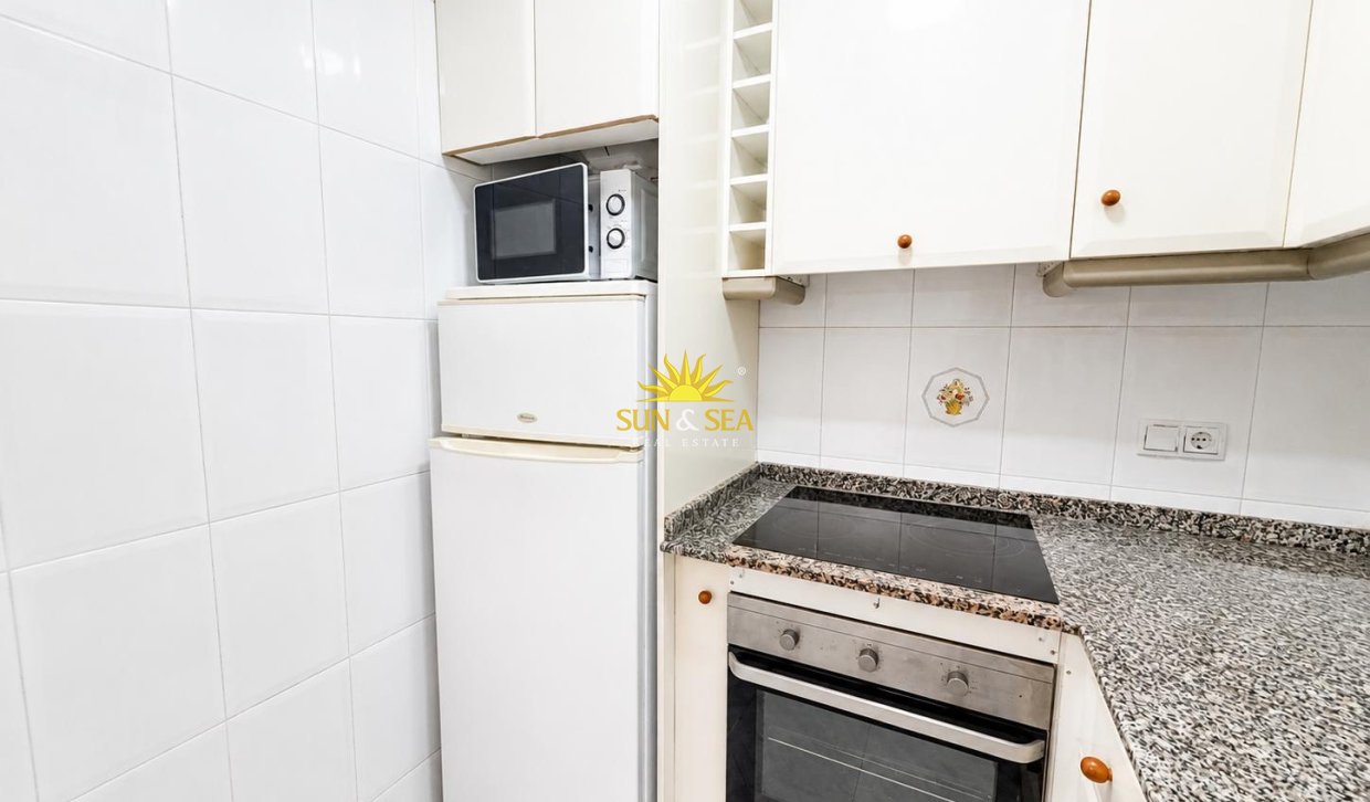 Resale - Apartment - Torrevieja - torrevieja