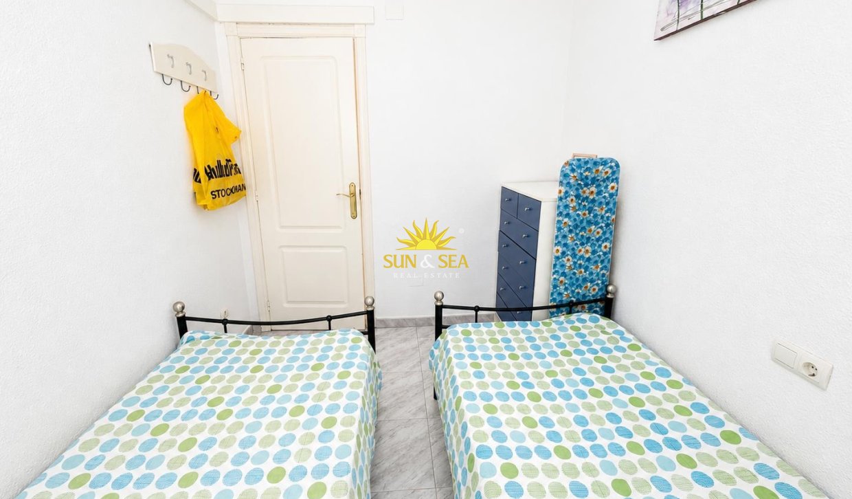 Resale - Apartment - Torrevieja - torrevieja