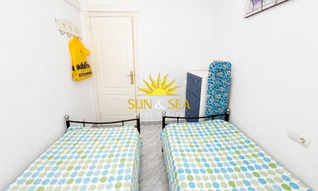 Resale - Apartment - Torrevieja - torrevieja