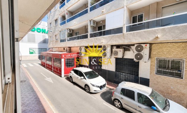 Resale - Apartment - Torrevieja - torrevieja