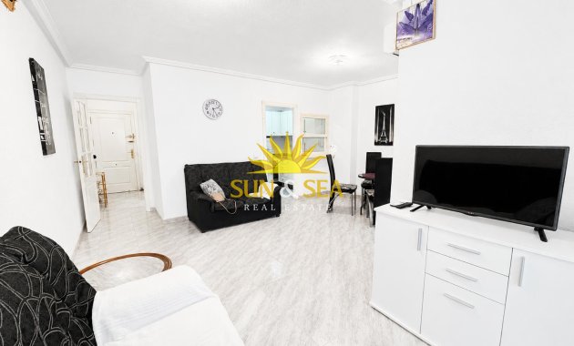 Resale - Apartment - Torrevieja - torrevieja