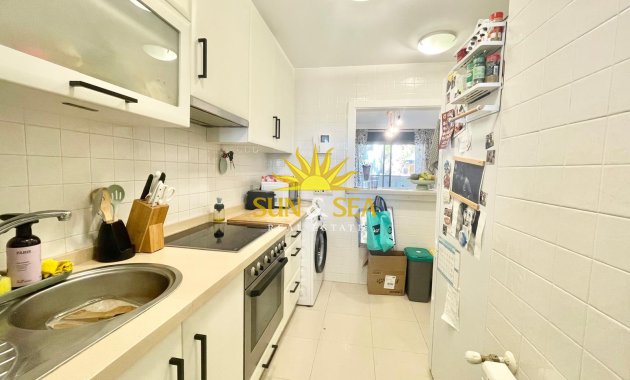 Kurzzeit-Vermietung - Wohnung - 