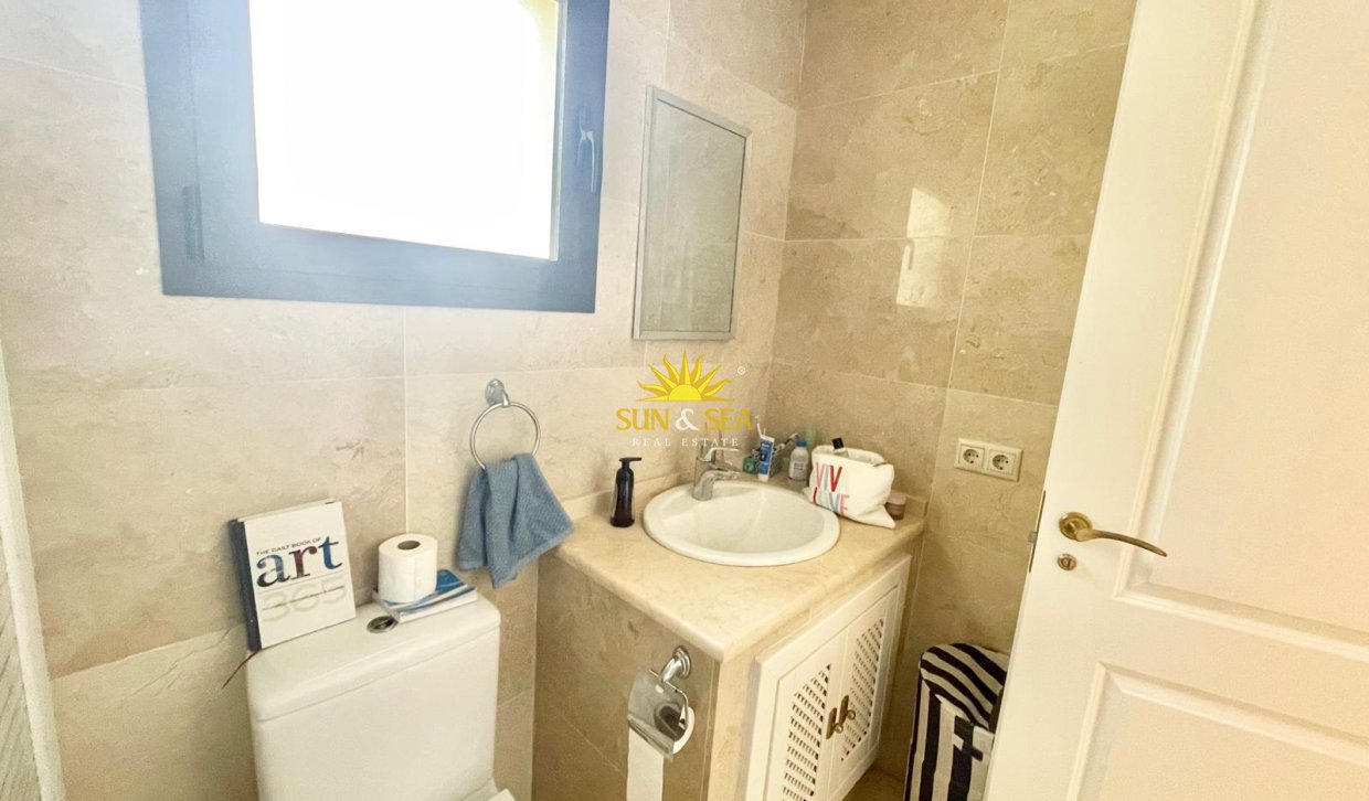 Kurzzeit-Vermietung - Wohnung - 