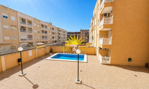 Wiederverkauf - Wohnung - Torrevieja - Centro