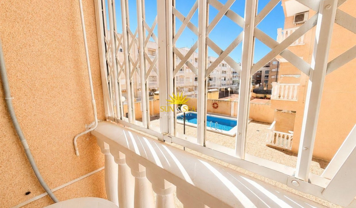 Wiederverkauf - Wohnung - Torrevieja - Centro