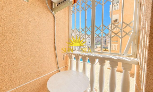 Wiederverkauf - Wohnung - Torrevieja - Centro