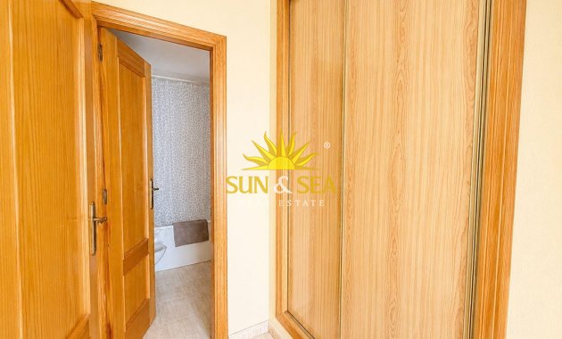 Wiederverkauf - Wohnung - Torrevieja - Centro