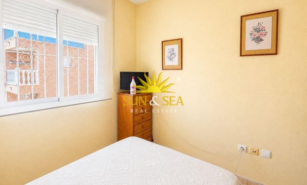 Wiederverkauf - Wohnung - Torrevieja - Centro