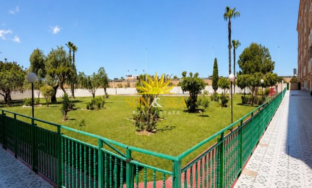 Langfristige Vermietung - Wohnung - Torrevieja - Paseo maritimo