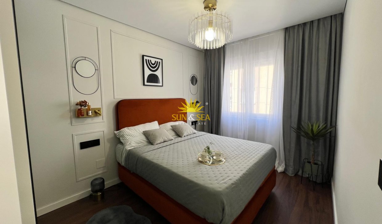 Langfristige Vermietung - Wohnung - Torrevieja - Centro