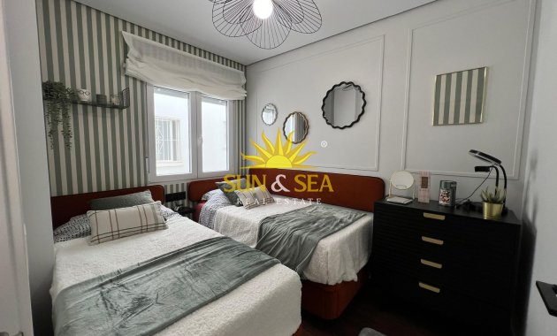 Langfristige Vermietung - Wohnung - Torrevieja - Centro