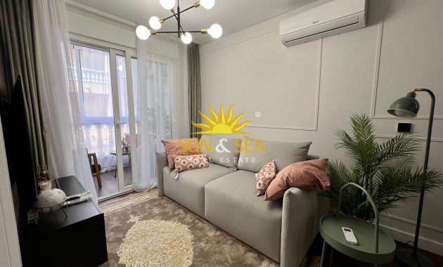 Langfristige Vermietung - Wohnung - Torrevieja - Centro