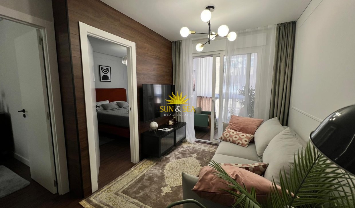 Langfristige Vermietung - Wohnung - Torrevieja - Centro