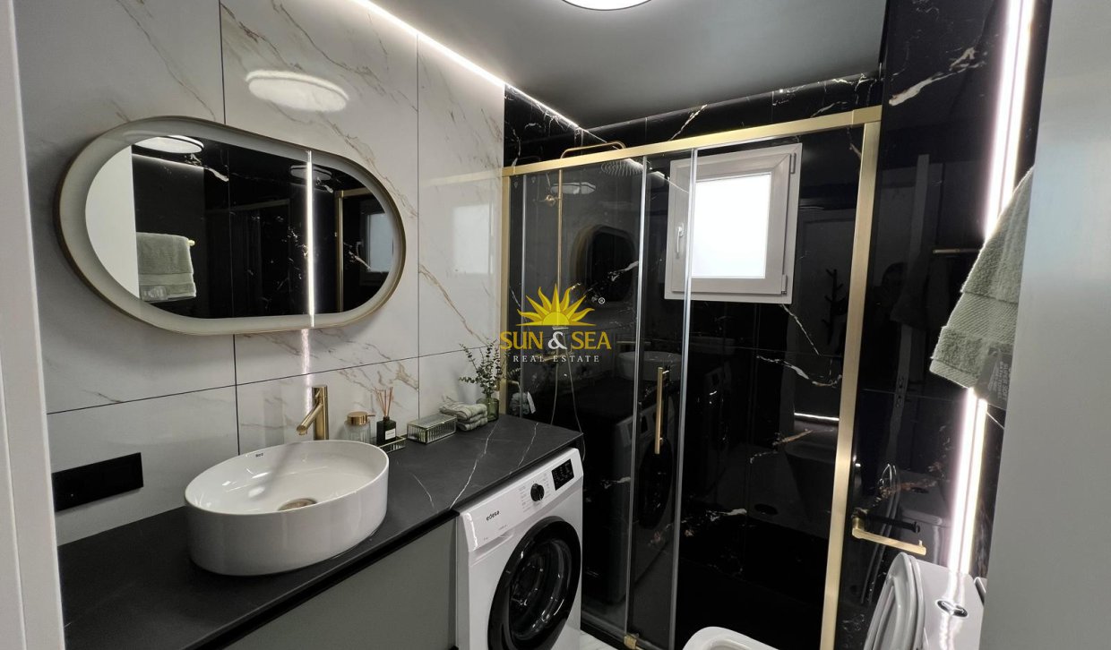 Langfristige Vermietung - Wohnung - Torrevieja - Centro