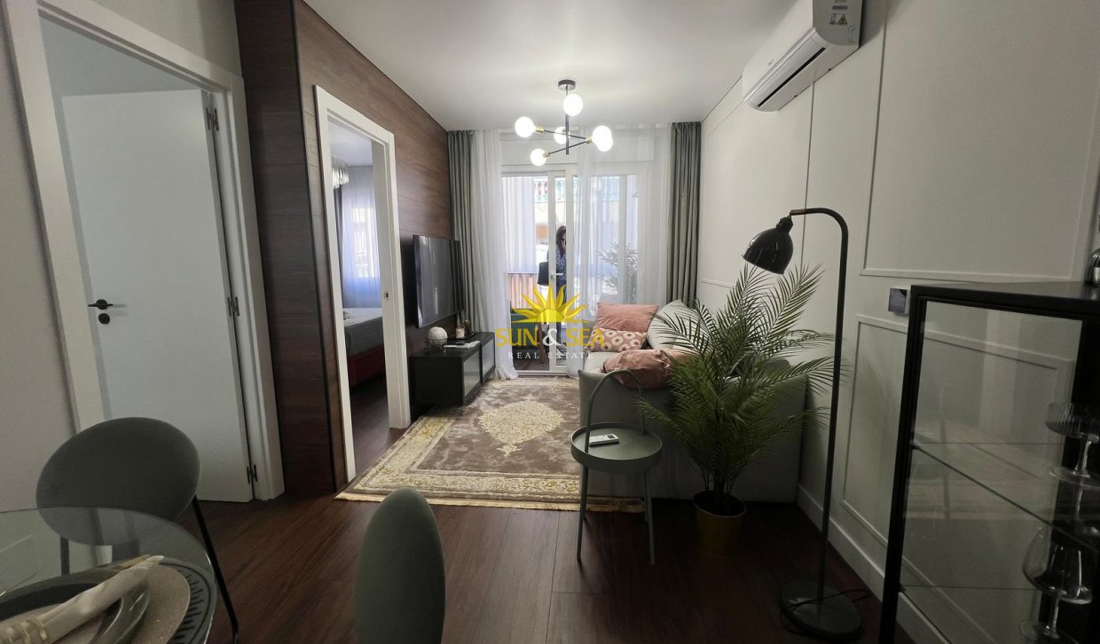 Langfristige Vermietung - Wohnung - Torrevieja - Centro