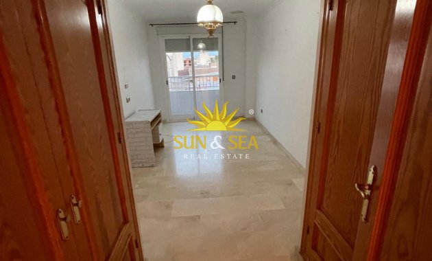 Alquiler a largo plazo - Apartamento - Albatera
