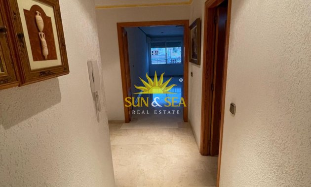 Alquiler a largo plazo - Apartamento - Albatera