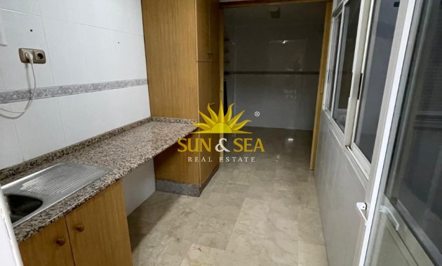 Alquiler a largo plazo - Apartamento - Albatera