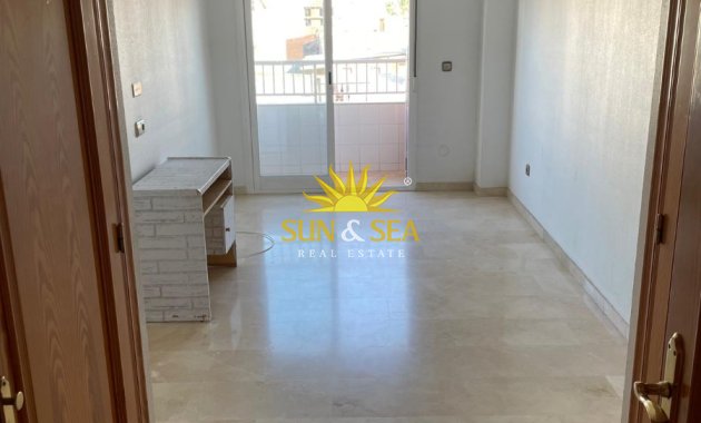 Alquiler a largo plazo - Apartamento - Albatera