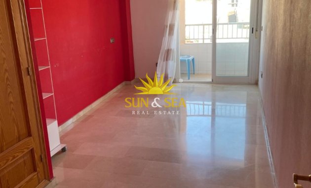 Alquiler a largo plazo - Apartamento - Albatera