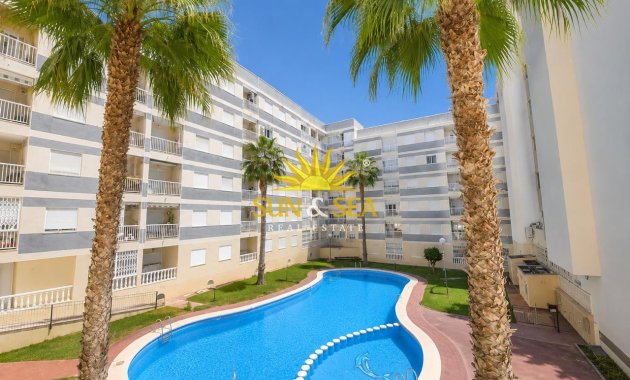 Wiederverkauf - Wohnung - Torrevieja - Centro