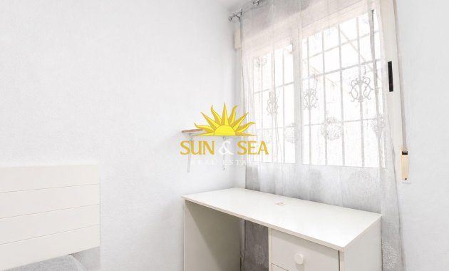 Herverkoop - Townhouse - Torrevieja - torrevieja