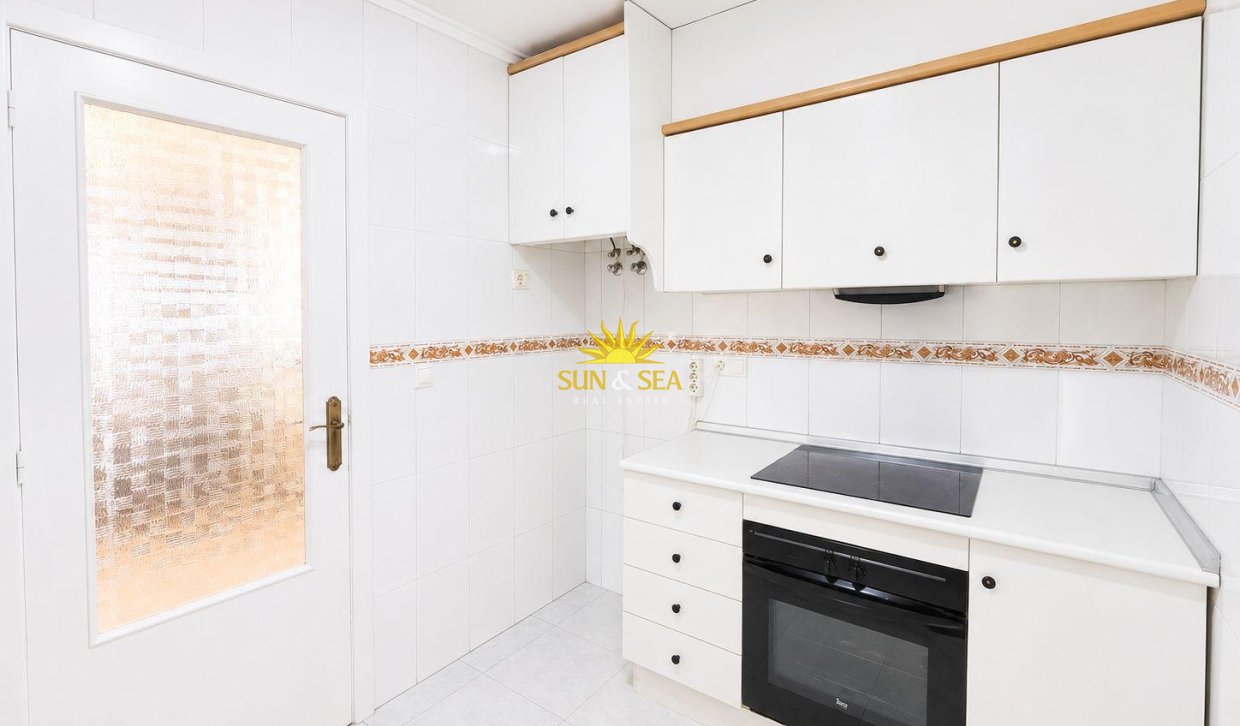 Herverkoop - Townhouse - Torrevieja - torrevieja