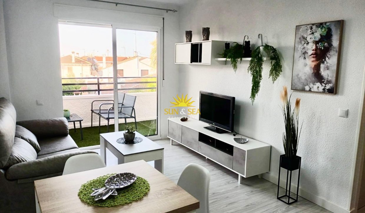 Kurzzeit-Vermietung - Wohnung - 
