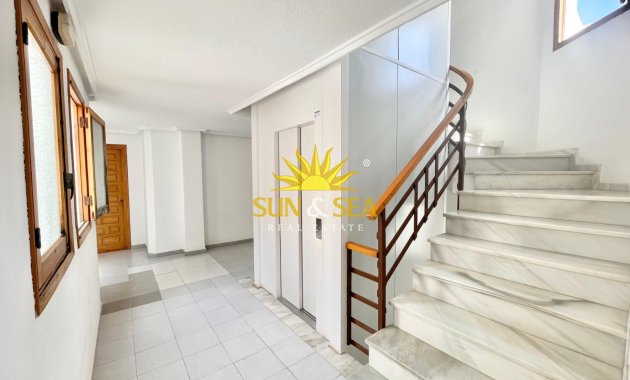 Revente - Appartement - Torrevieja - Centro