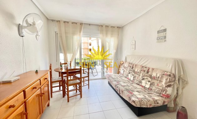 Revente - Appartement - Torrevieja - Centro