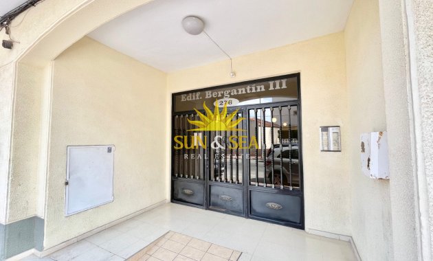 Revente - Appartement - Torrevieja - Centro