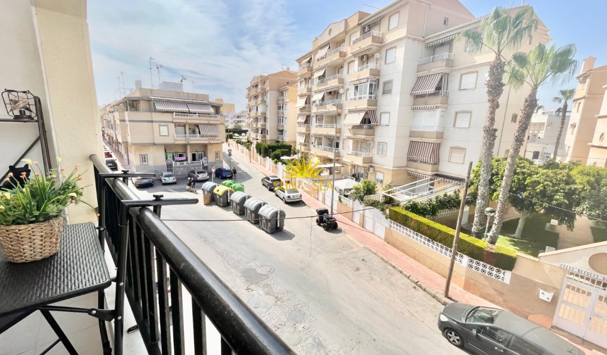 Revente - Appartement - Torrevieja - Centro