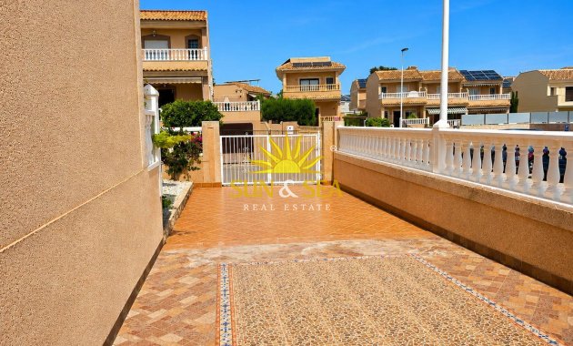 Resale - Townhouse - Torrevieja - torrevieja
