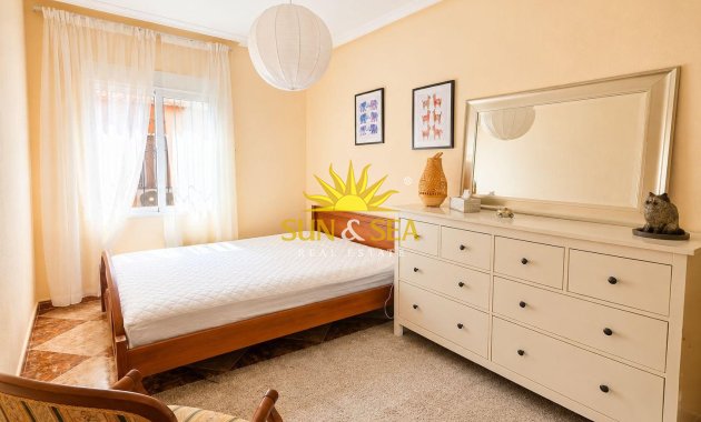 Resale - Townhouse - Torrevieja - torrevieja