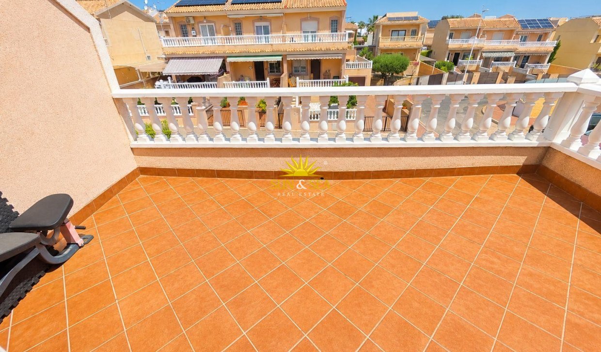 Resale - Townhouse - Torrevieja - torrevieja