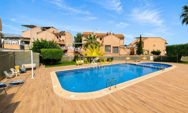 Resale - Townhouse - Torrevieja - torrevieja