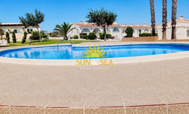 Reventa - Chalet adosado - Ciudad quesada