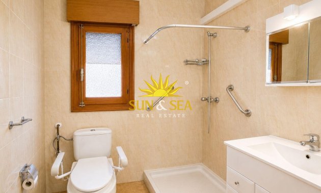 Reventa - Chalet adosado - Ciudad quesada