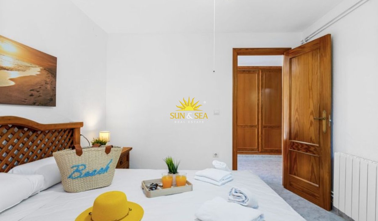 Alquiler a largo plazo - Chalet - Calpe - Calpe urbanizaciones