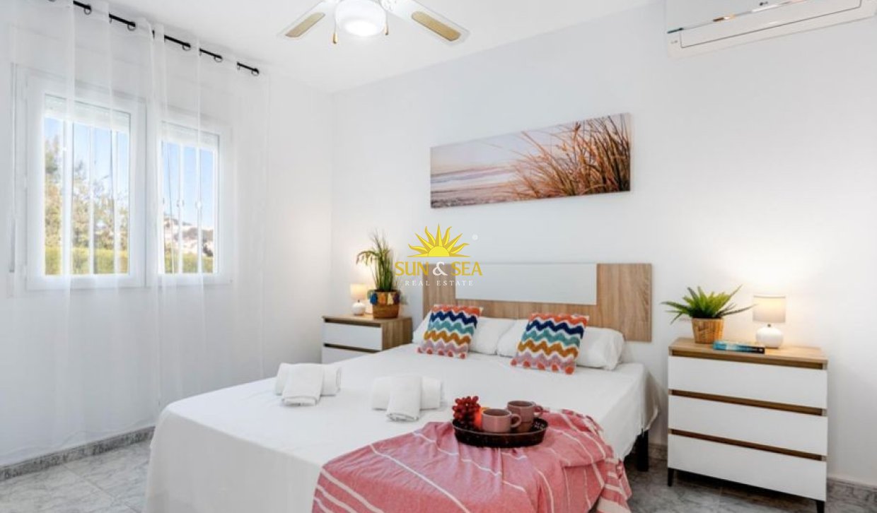 Alquiler a largo plazo - Chalet - Calpe - Calpe urbanizaciones