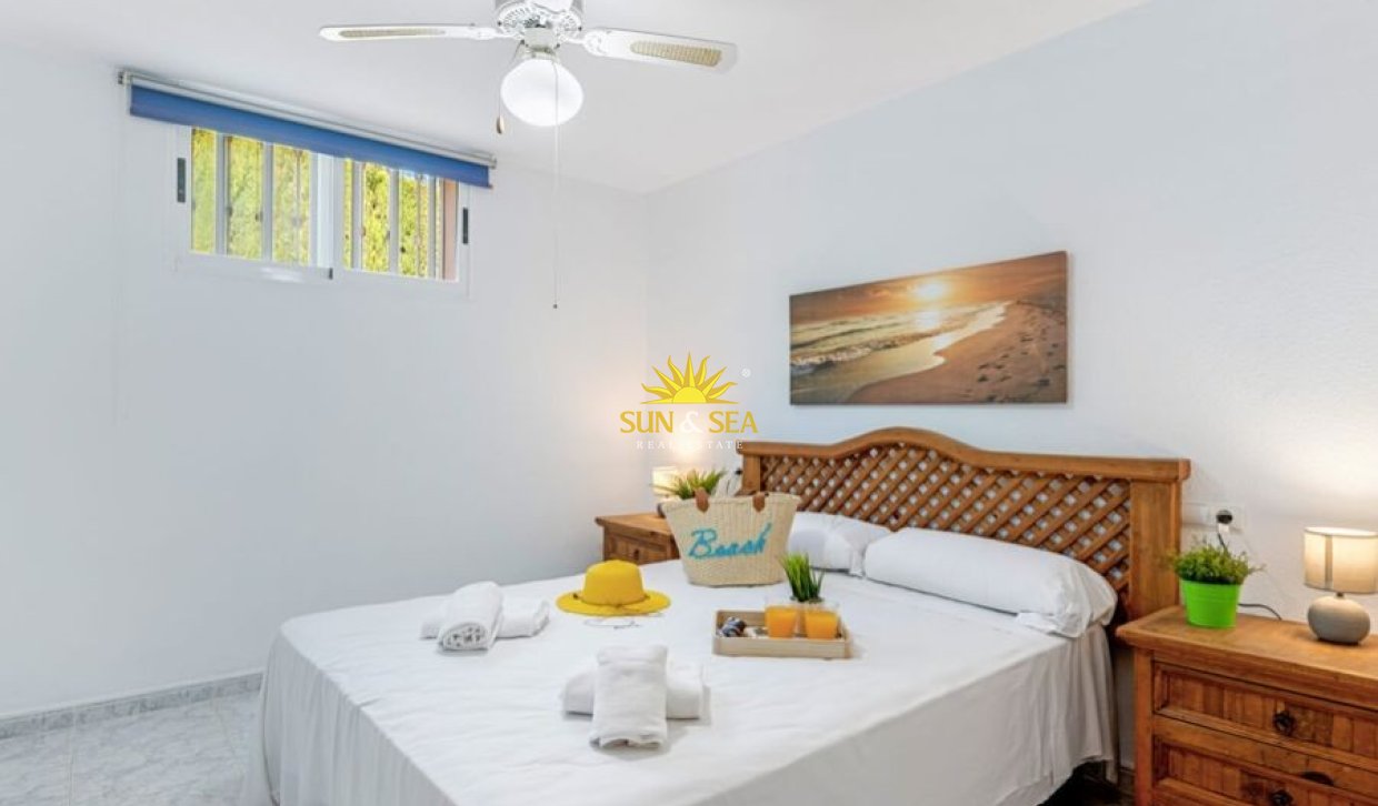 Alquiler a largo plazo - Chalet - Calpe - Calpe urbanizaciones