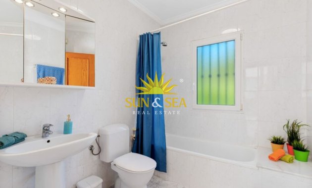 Alquiler a largo plazo - Chalet - Calpe - Calpe urbanizaciones