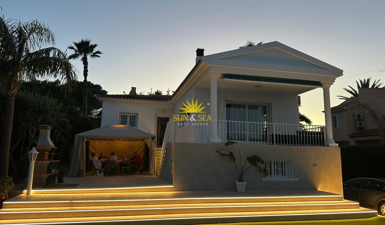 Alquiler a largo plazo - Chalet - Calpe - Calpe urbanizaciones