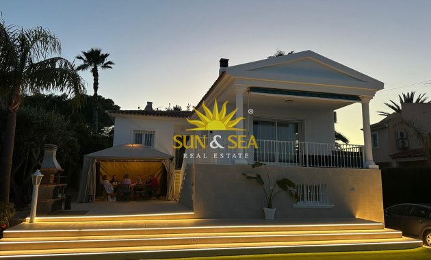 Alquiler a largo plazo - Chalet - Calpe - Calpe urbanizaciones
