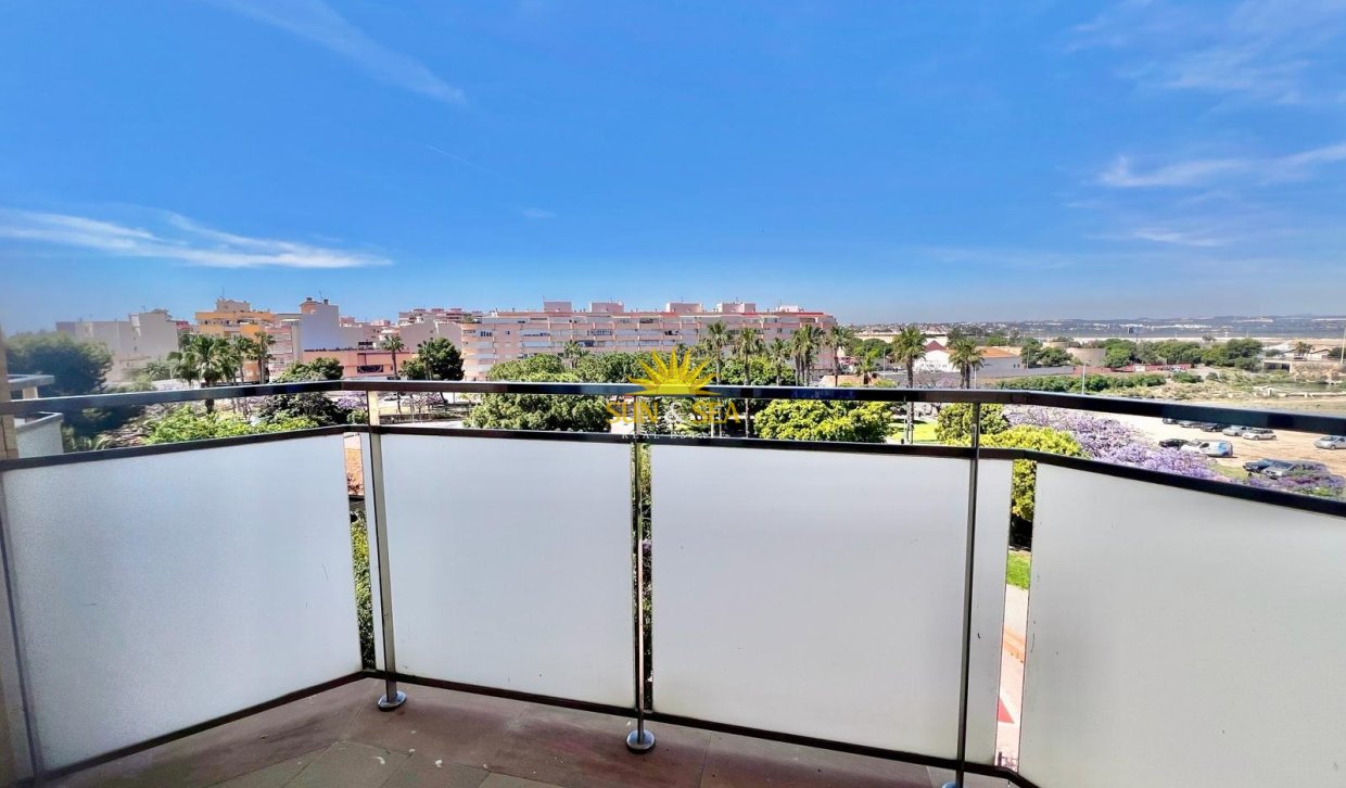 Reventa - Apartamento - Torrevieja - Acequion