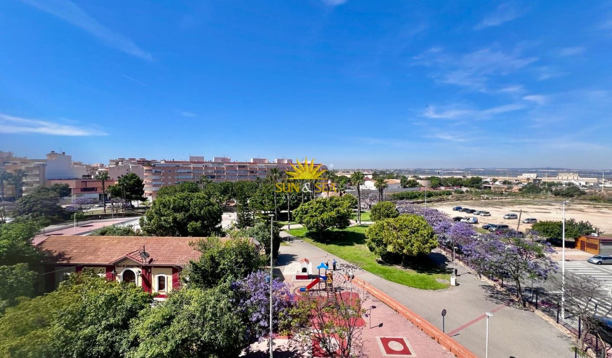 Reventa - Apartamento - Torrevieja - Acequion