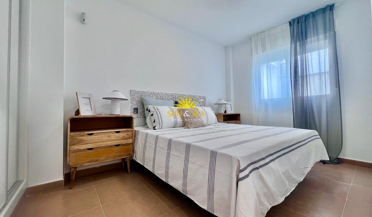 Reventa - Apartamento - Torrevieja - Acequion